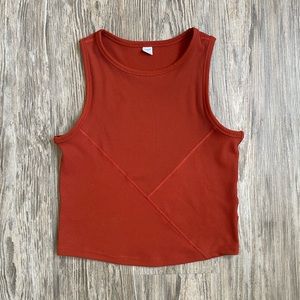 Old Navy Fitted Rib-Knit Cropped Performance Tank